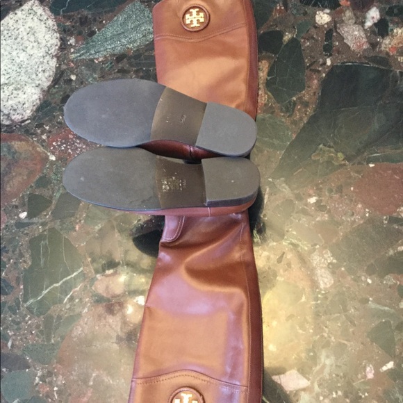 Tory burch boots - Picture 4 of 5